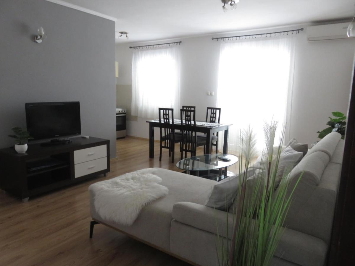 Apartments Angie ザダル エクステリア 写真